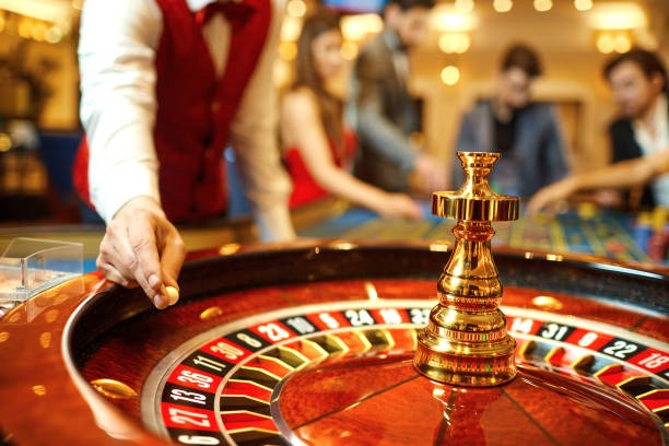 koplo777 platform interface showing live dealer tables and game library